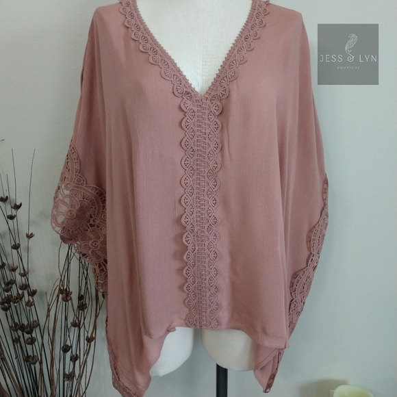 🆕FREYA- Blush Pink Boho Flowy Oversized Blouse w/Lace Detail - Picture 4 of 16